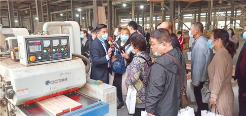 實力見證 攜手前進 山西意向經銷商赴雙羽工廠展廳參觀考察